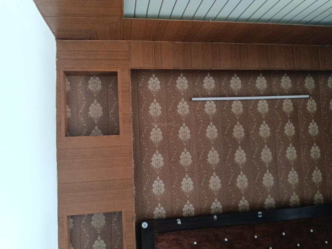 1 BHK for rent in Sector 65, Gurugram — 280 sq.ft — Emaar Emerald Estate