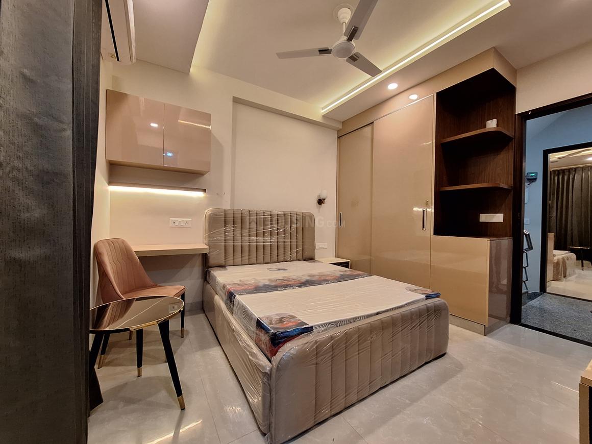 1 BHK for rent in Sector 67, Gurugram — 300 sq.ft — Ansal Esencia Sector 67
