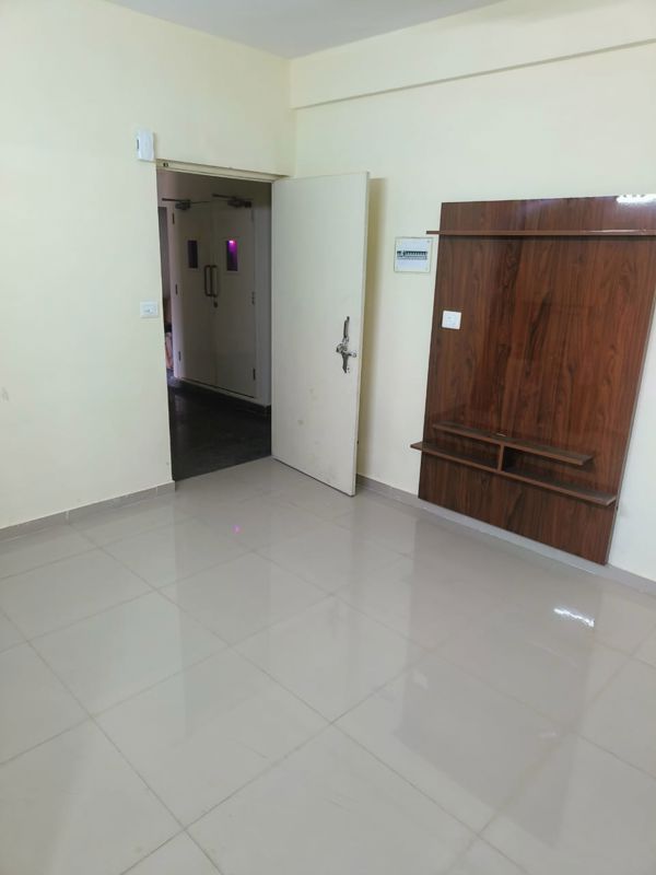 1 BHK for rent in Sector 70, Gurugram — semi-furnished — 396 sq.ft — Pyramid Altia