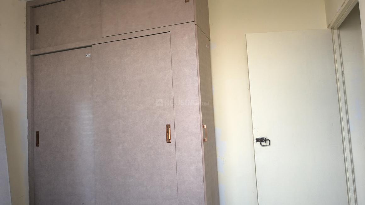 1 BHK for rent in Sector 70A, Gurugram — semi-furnished — 400 sq.ft — Pyramid Altia