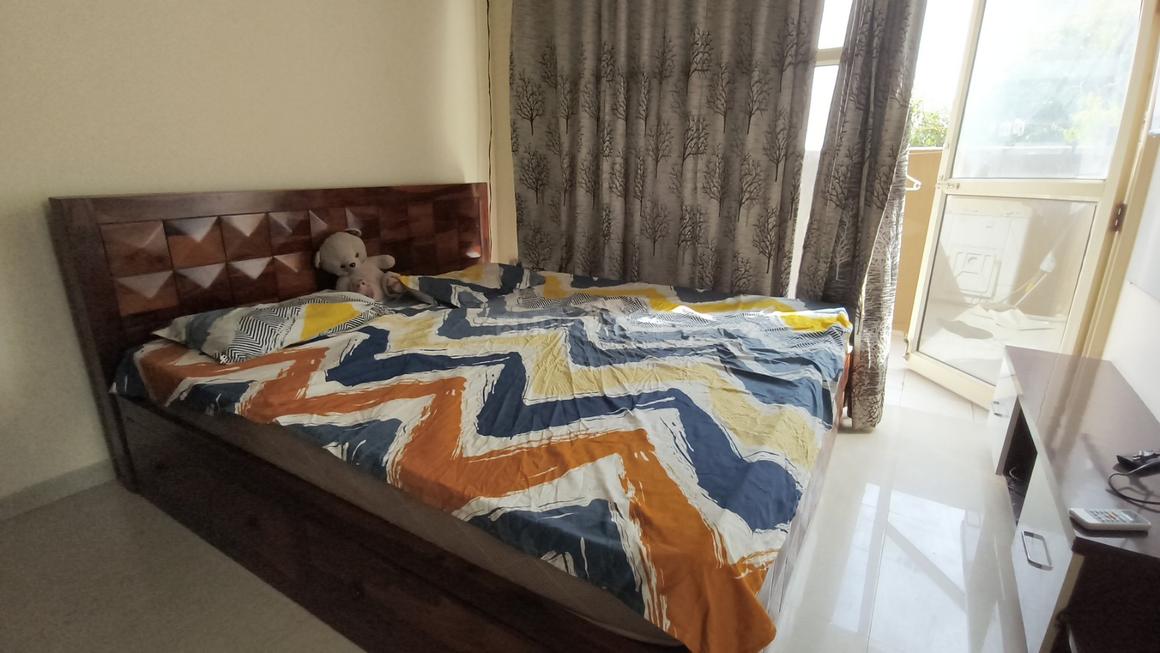 1 BHK for rent in Sector 70A, Gurugram — 350 sq.ft — Pyramid Urban Homes