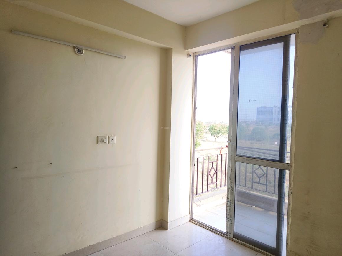 1 BHK for rent in Sector 71, Gurugram — semi-furnished — 450 sq.ft — Signature Global Andour Heights
