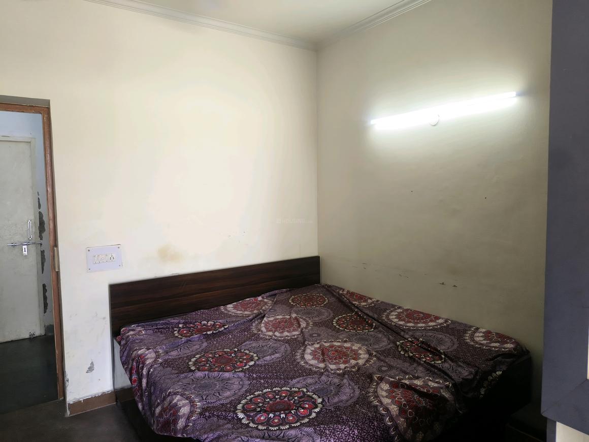 1 BHK for rent in Sector 77, Gurugram — 160 sq.ft — Emaar Palm Hills