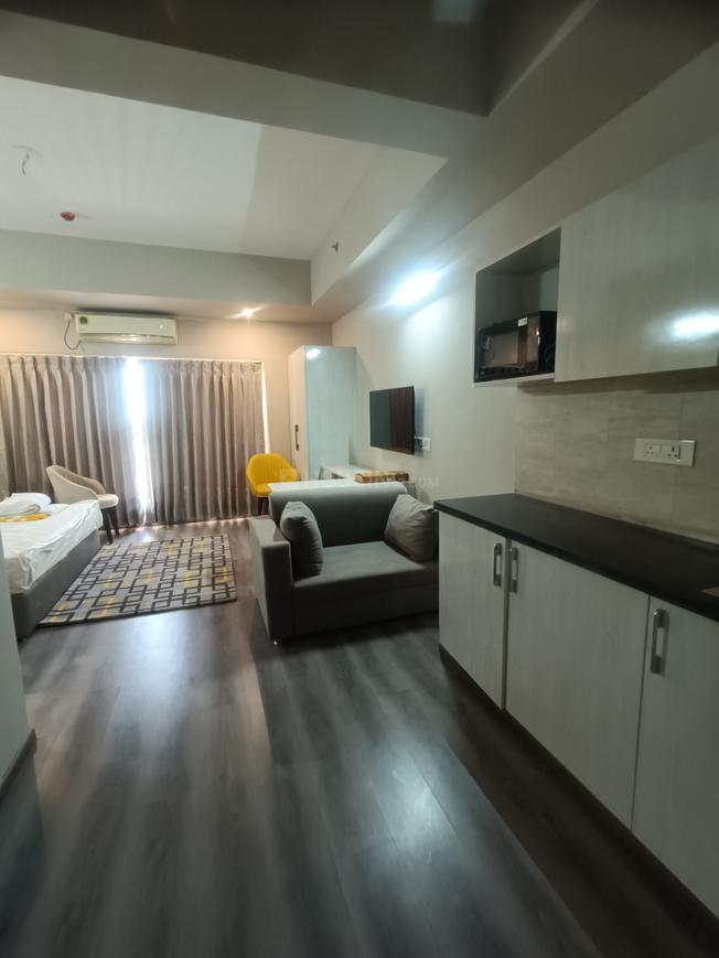 1 BHK for rent in Sector 88, Gurugram — 730 sq.ft — Silverglades Merchant Plaza