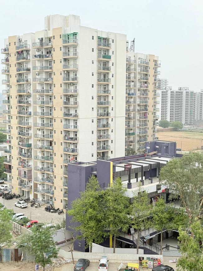 1 BHK for rent in Sector 89A, Gurugram — semi-furnished — 411 sq.ft — Adani Aangan
