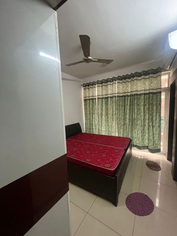 1 BHK for rent in Sector 92, Gurugram — furnished — 450 sq.ft — ROF Amaltas