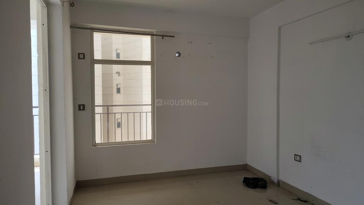 1 BHK for rent in Sector 92, Gurugram — unfurnished — 450 sq.ft — ROF Amaltas