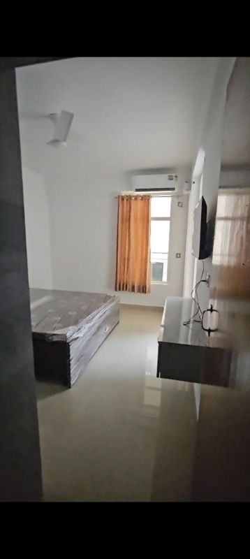 1 BHK for rent in Sector 92, Gurugram — furnished — 419 sq.ft — ROF Amaltas