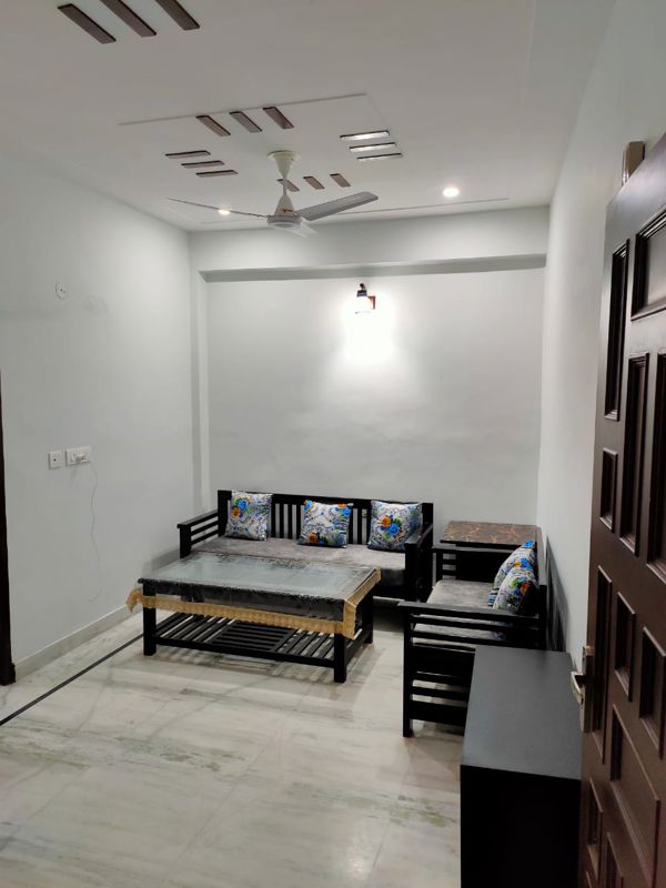 1 BHK for rent in Sushant Lok I, Gurugram — furnished — 120 sq.ft