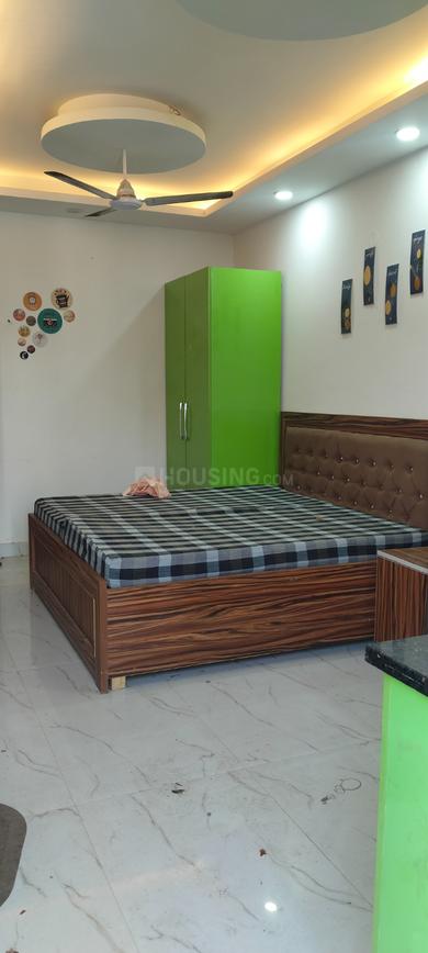 1 BHK for rent in Sushant Lok Phase 1, Gurugram — 400 sq.ft