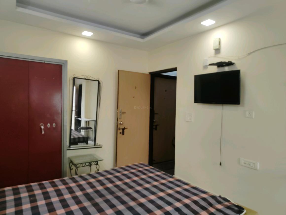 1 BHK for rent in Sushant Lok Phase 1, Gurugram — 300 sq.ft