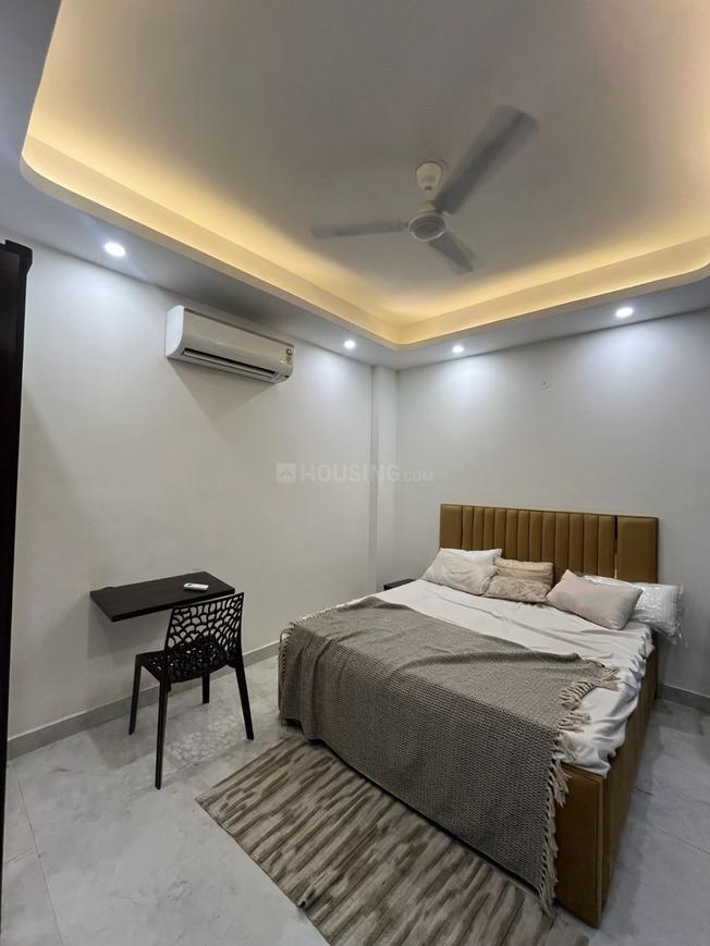 1 BHK for rent in Sushant Lok Phase 1, Gurugram — 350 sq.ft