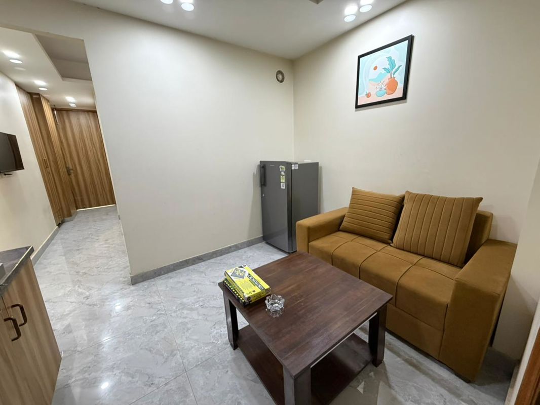 1 BHK for rent in Vijay Vihar, Gurugram — furnished — 700 sq.ft