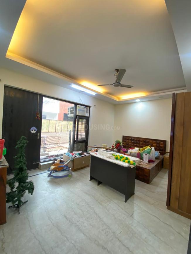 2 BHK for rent in DLF Phase 1, Gurugram — semi-furnished — 1600 sq.ft