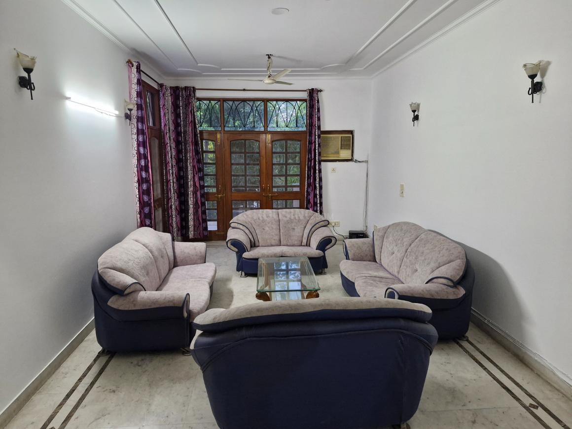 2 BHK for rent in DLF Phase 2, Gurugram — 2700 sq.ft