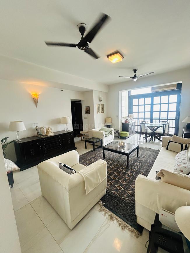 2 BHK for rent in DLF Phase 4, Gurugram — 1150 sq.ft — DLF Regency Park 1