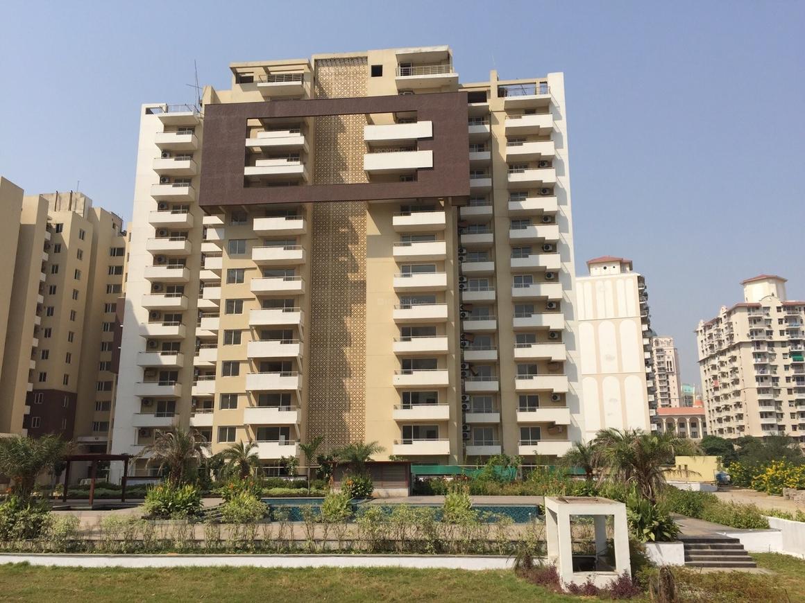 2 BHK for rent in DLF Phase 5, Gurugram — semi-furnished — 1245 sq.ft — TDI Ourania