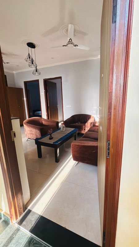 2 BHK for rent in Dlf Phase iv, Gurugram — furnished — 1200 sq.ft — DLF City Phase IV