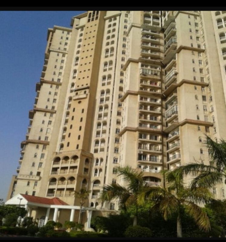 2 BHK for rent in Dlf Phase iv, Gurugram — semi-furnished — 1105 sq.ft — DLF Regency Park I