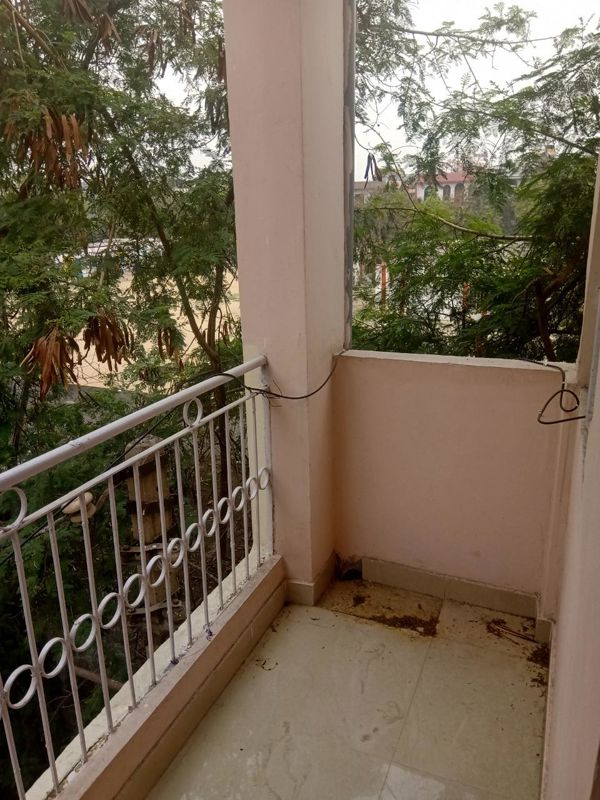 2 BHK for rent in Dlf Phase iv, Gurugram — unfurnished — 1100 sq.ft