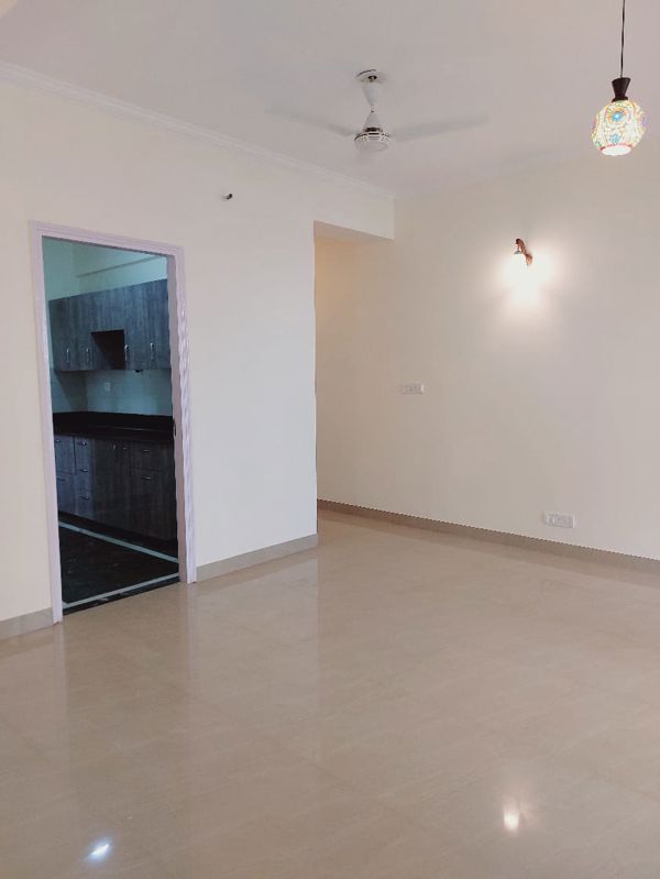 2 BHK for rent in Dlf Phase iv, Gurugram — semi-furnished — 1105 sq.ft — DLF Regency Park I