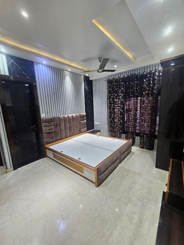 2 BHK for rent in Dlf Phase V, Gurugram — furnished — 1200 sq.ft — DLF The Pinnacle