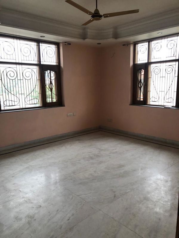 2 BHK for rent in Dlf Phase V, Gurugram — furnished — 66 sq.ft