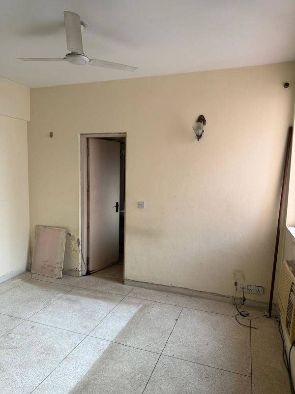 2 BHK for rent in Dlf Phase V, Gurugram — semi-furnished — 1127 sq.ft — DLF The Princeton Estate