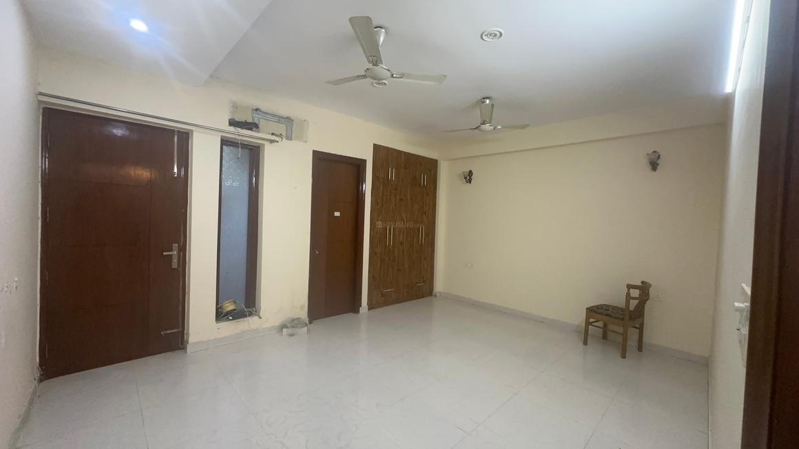 2 BHK for rent in Mayfield Garden, Gurugram — semi-furnished — 2600 sq.ft — Mayfield Garden Luxury Floors