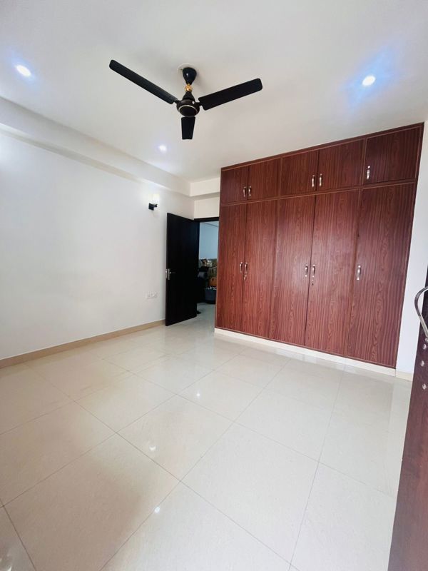 2 BHK for rent in Medi City, Gurugram — semi-furnished — 1368 sq.ft