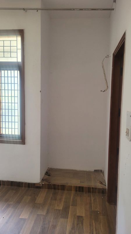 2 BHK for rent in New Palam Vihar, Gurugram — semi-furnished — 1500 sq.ft