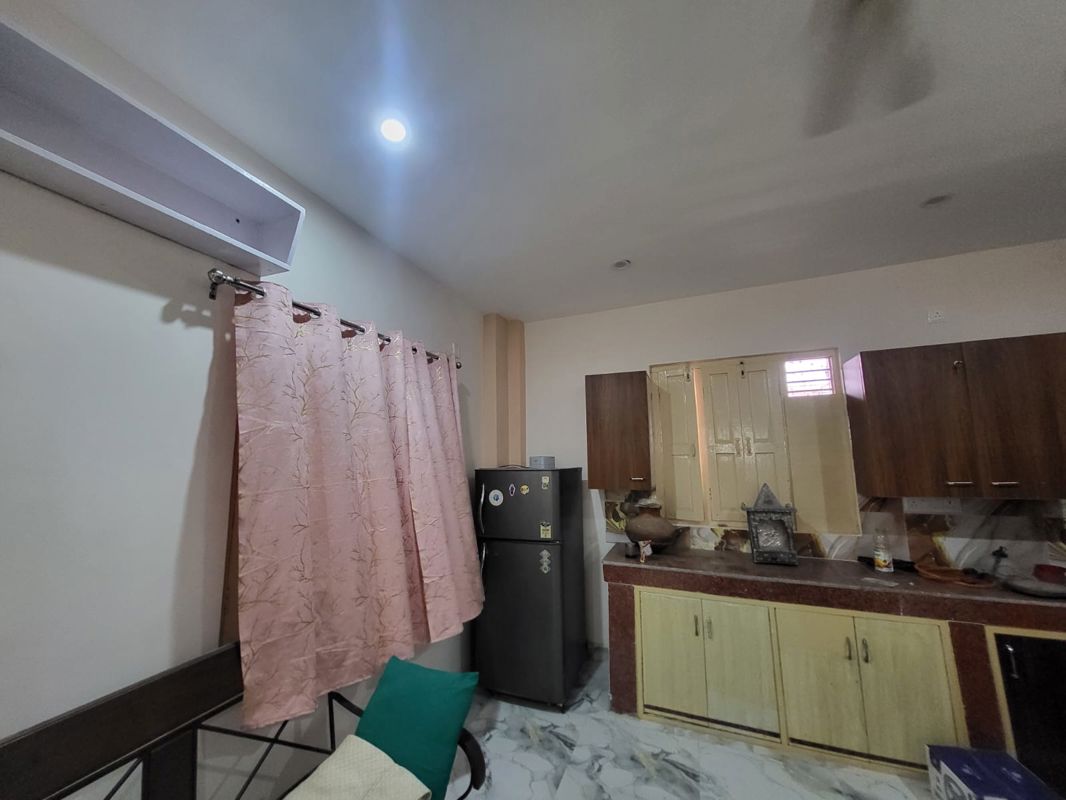 2 BHK for rent in New Palam Vihar Phase 1, Gurugram — furnished — 200 sq.ft