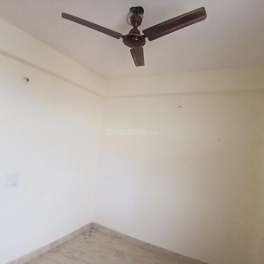 2 BHK for rent in Palam Vihar Extension, Gurugram — semi-furnished — 900 sq.ft