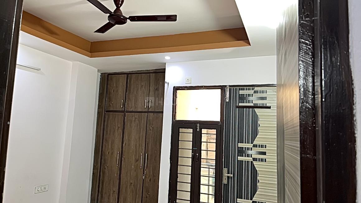 2 BHK for rent in Palam Vihar Extension, Gurugram — semi-furnished — 900 sq.ft