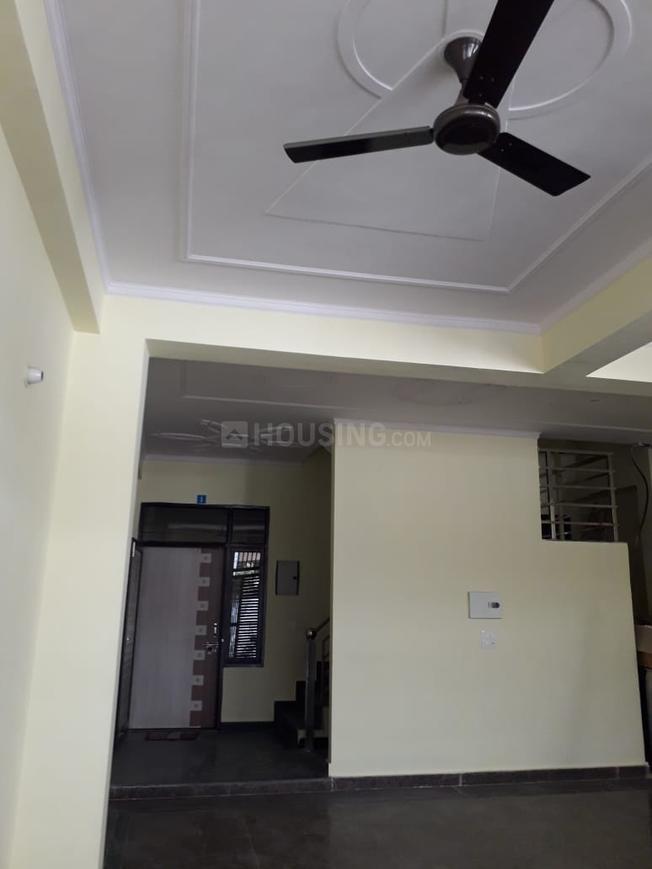 2 BHK for rent in Palam Vihar Extension, Gurugram — semi-furnished — 900 sq.ft
