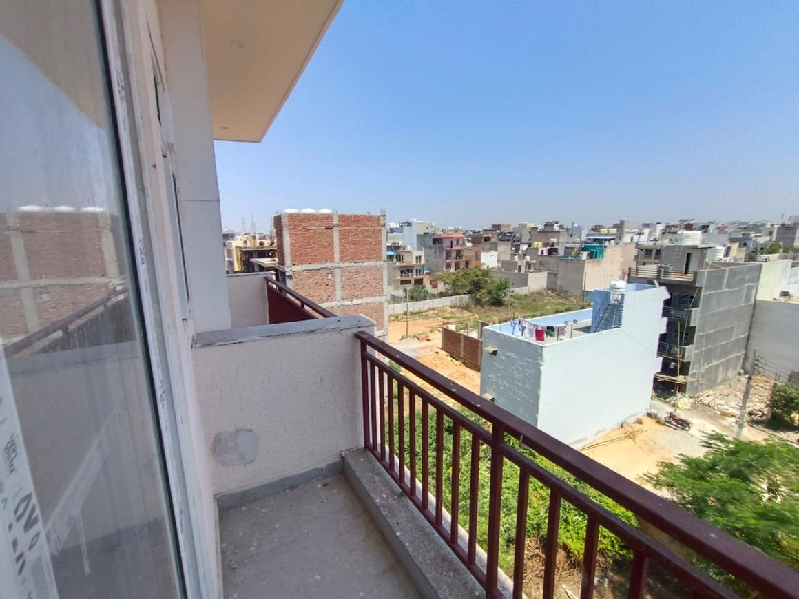 2 BHK for rent in Palam Vihar Extension, Gurugram — semi-furnished — 1000 sq.ft