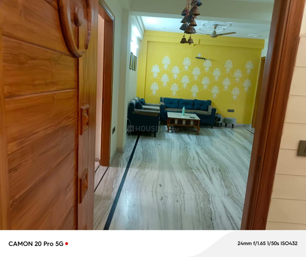 2 BHK for rent in Palam Vihar Extension, Gurugram — semi-furnished — 1100 sq.ft
