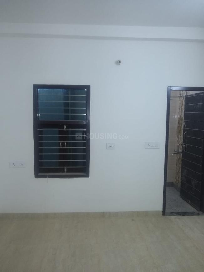 2 BHK for rent in Palam Vihar, Gurugram — semi-furnished — 454 sq.ft