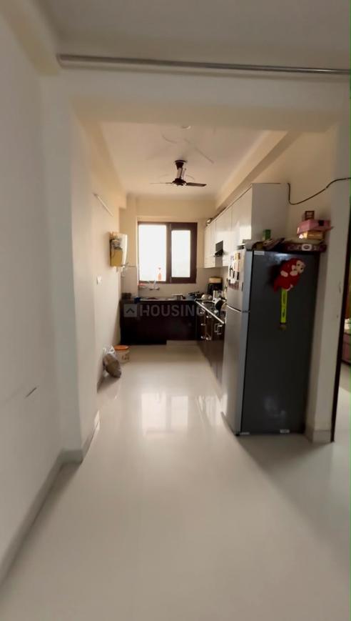 2 BHK for rent in Palam Vihar, Gurugram — semi-furnished — 1100 sq.ft