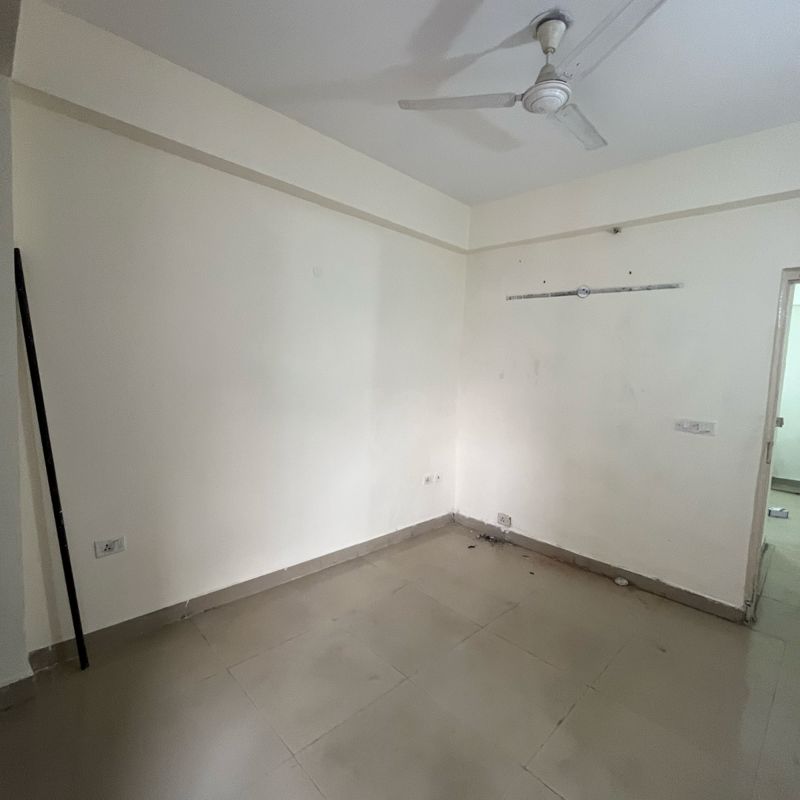 2 BHK for rent in Patel Nagar, Gurugram — furnished — 814 sq.ft