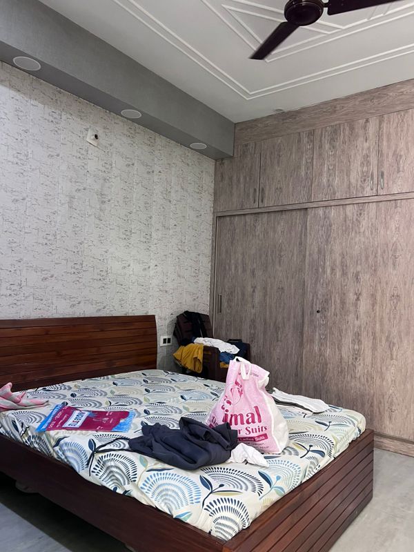 2 BHK for rent in Sector 10, Gurugram — semi-furnished — 1550 sq.ft