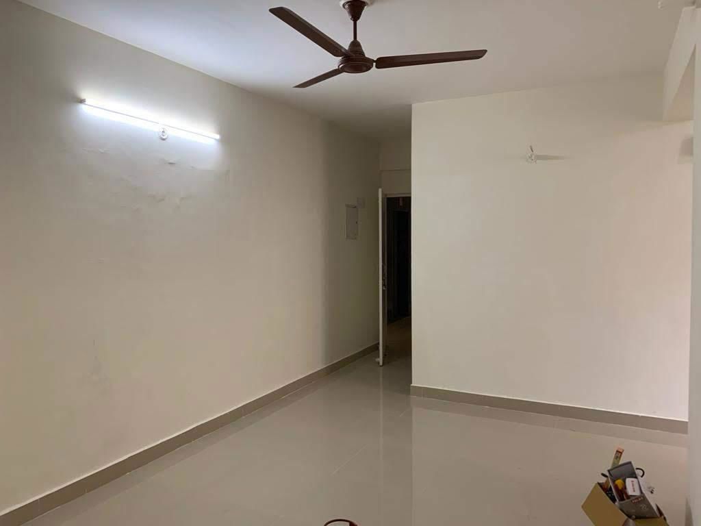 2 BHK for rent in Sector 102, Gurugram — semi-furnished — 632 sq.ft — Suncity Avenue 102