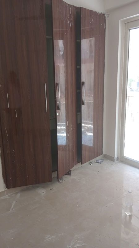 2 BHK for rent in Sector 102, Gurugram — semi-furnished — 600 sq.ft — ROF Aalayas