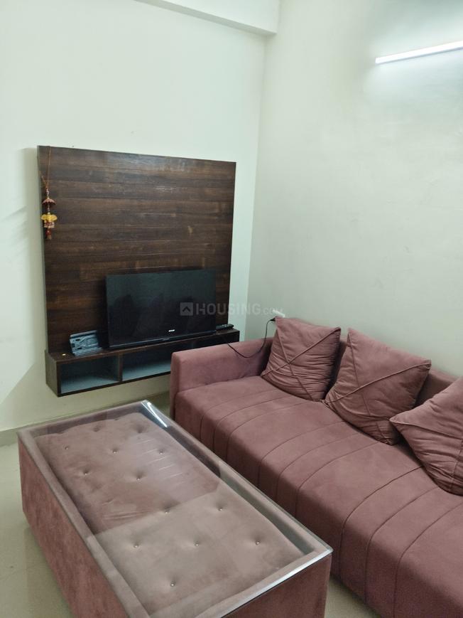 2 BHK for rent in Sector 102, Gurugram — semi-furnished — 650 sq.ft — Conscient Habitat 102
