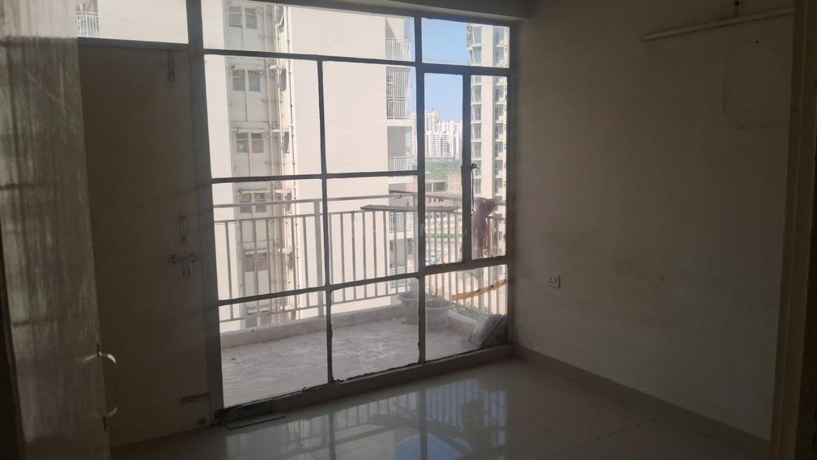 2 BHK for rent in Sector 102, Gurugram — unfurnished — 635 sq.ft — Suncity Avenue 102