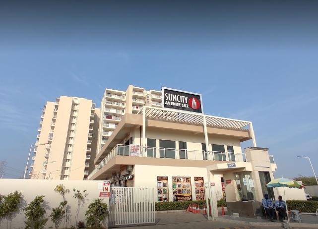 2 BHK for rent in Sector 102, Gurugram — semi-furnished — 600 sq.ft — Suncity Avenue 102