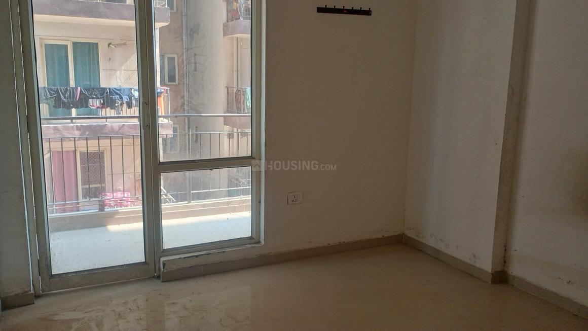 2 BHK for rent in Sector 102, Gurugram — unfurnished — 500 sq.ft — ROF Aalayas 1