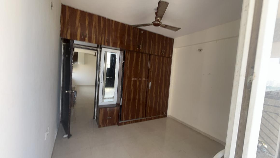 2 BHK for rent in Sector 103, Gurugram — semi-furnished — 750 sq.ft — Signature Global Grand IVA