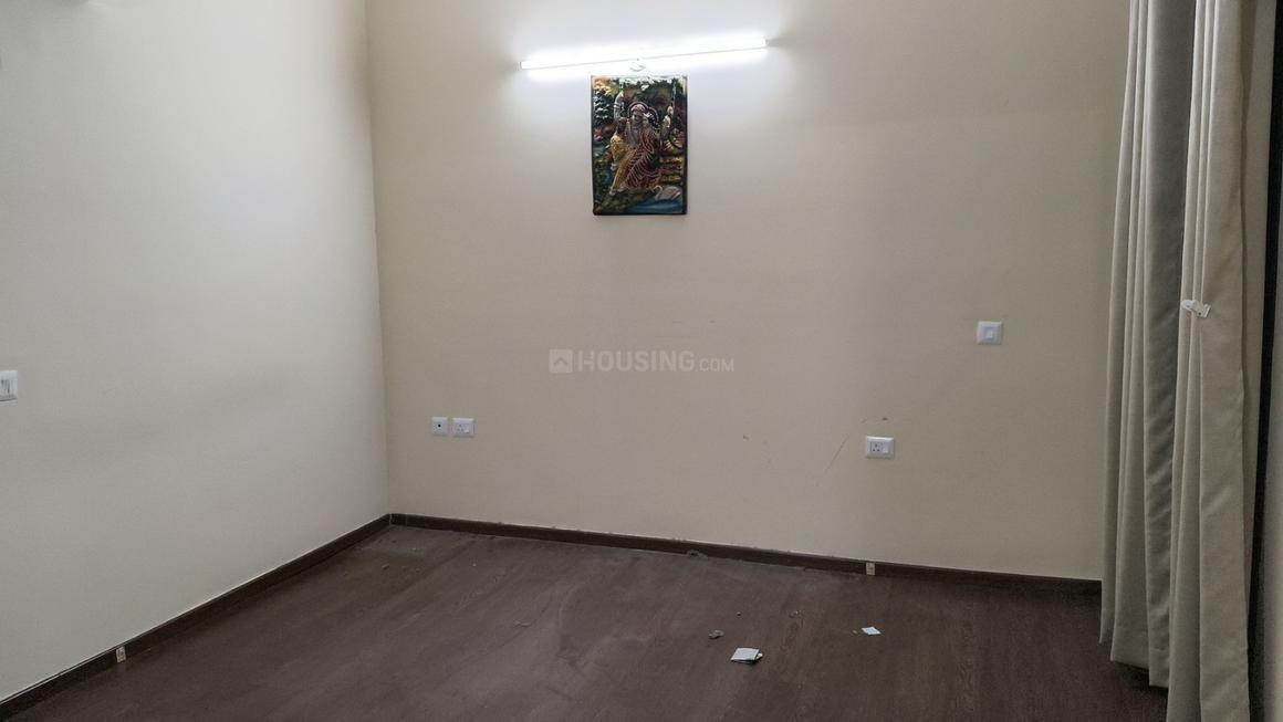 2 BHK for rent in Sector 106, Gurugram — semi-furnished — 1385 sq.ft — Paras Dews