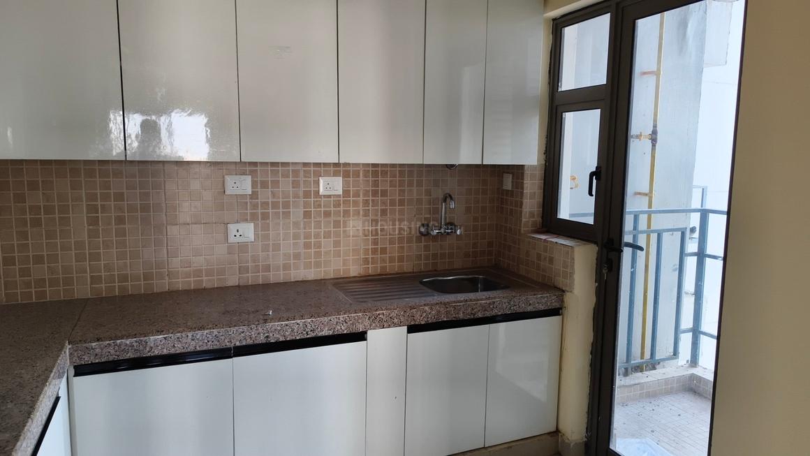 2 BHK for rent in Sector 106, Gurugram — semi-furnished — 1100 sq.ft — Paras Dews